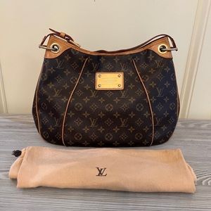 Louis Vuitton Gallieria Monogram PM